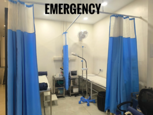 24/7 emergency and critical care room